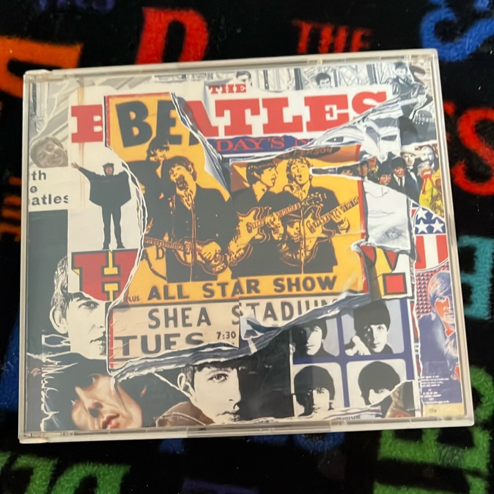The Beatles Anthology Volume 2 [Apple Records, 1996] CD Set of 2 w/Booklet EUC